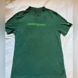 Green sweetgreen shirt